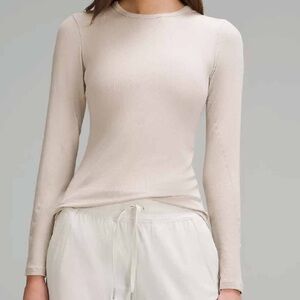 Lululemon hold tight shirt